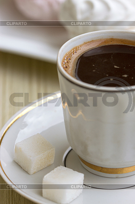 Kaffee mit süßen Marshmallow | Foto mit hoher Auflösung |ID 3908281