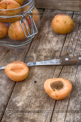 Ripe apricot  | High resolution stock photo |ID 3848582