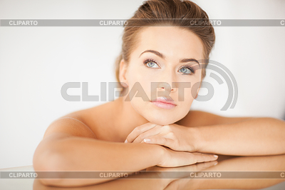 Woman with mirror | High resolution stock photo |ID 3929741