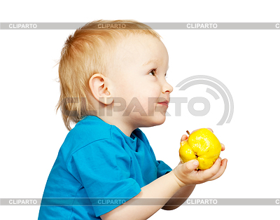 Niño con pera | Foto de alta resolución |ID 4021643