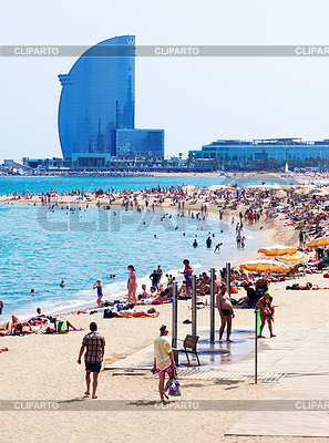 Playa de la Barceloneta en Barcelona | Foto de alta resolución |ID 4053253